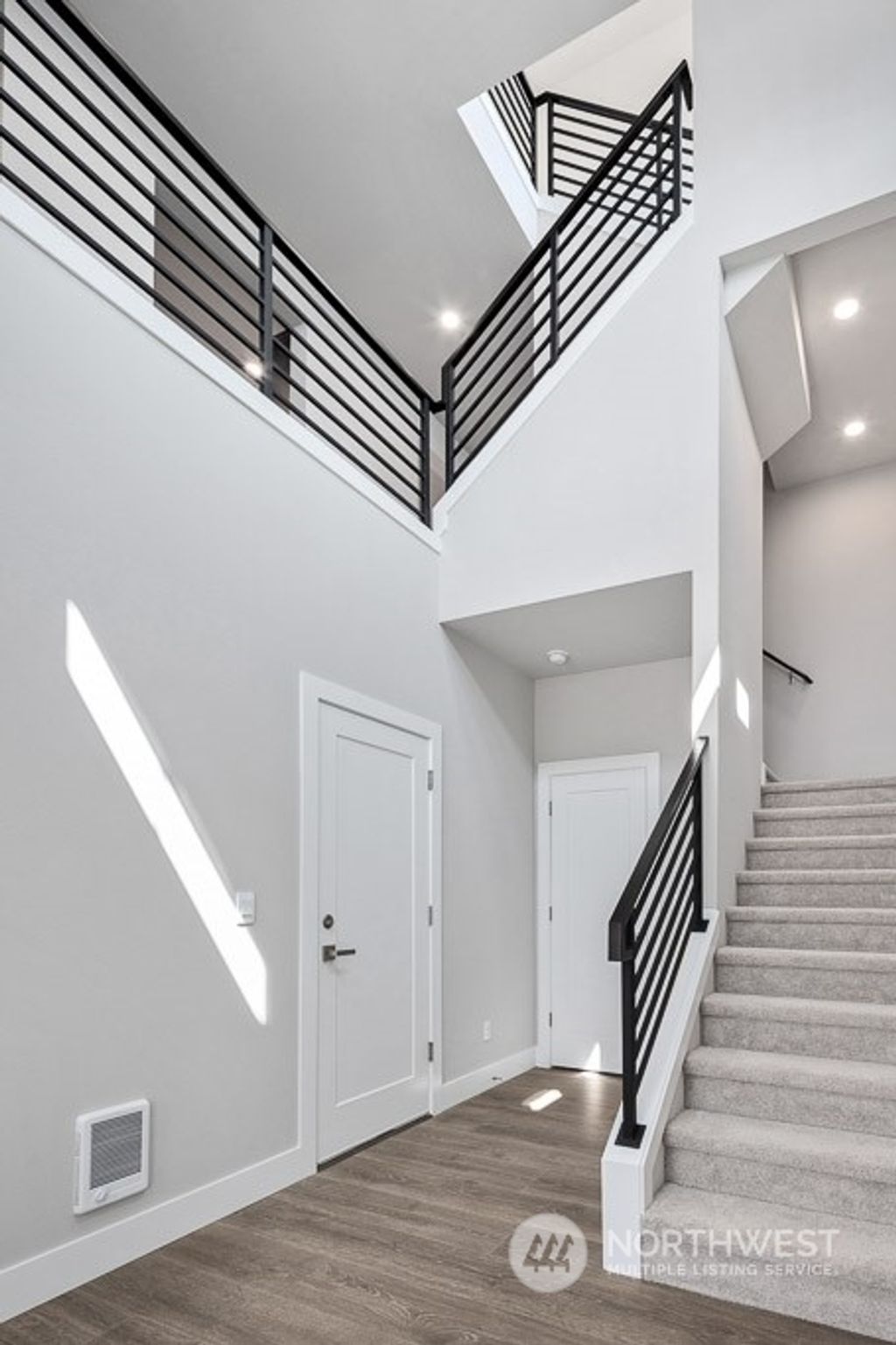 Photo of 1325 189th Street SW, Lynnwood, WA 98037 (MLS # 2268971)