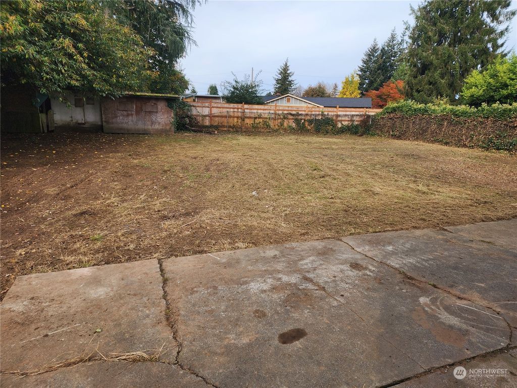 Photo of 16841 121st Avenue SE, Renton, WA 98058 (MLS # 2296394)
