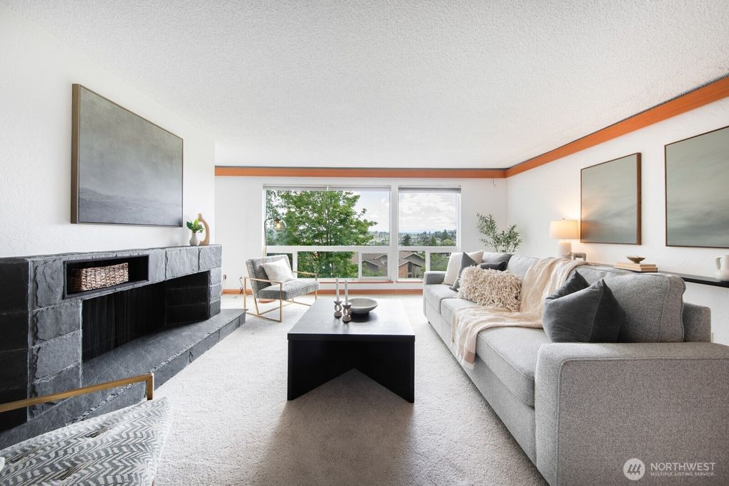 Photo of 2500 W Manor Place #216, Seattle, WA 98199 (MLS # 2373581)