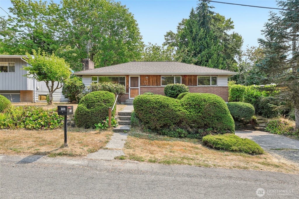 Photo of 3009 S Findlay Street, Seattle, WA 98108 (MLS # 2559323)