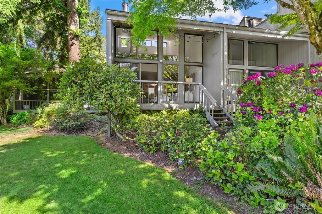 Photo of 6453 139th Place NE #43, Redmond, WA 98052 (MLS # 2527048)