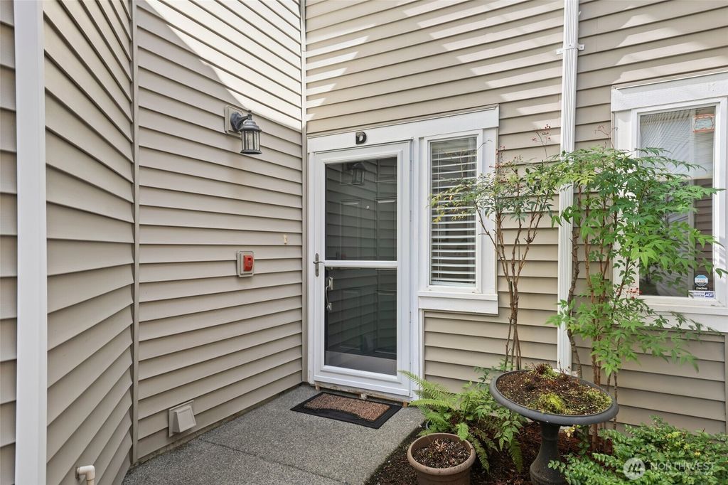 Photo of 5100 Talbot Place S #D, Renton, WA 98055 (MLS # 2500039)