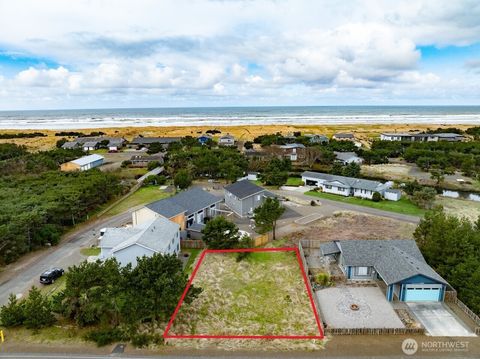Photo of 31715 I Street, Ocean Park, WA 98640 (MLS # 2355738)