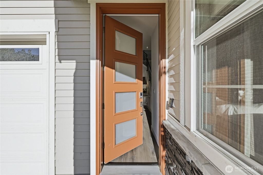 Photo of 13006 135th Place NE, Kirkland, WA 98034 (MLS # 2521373)