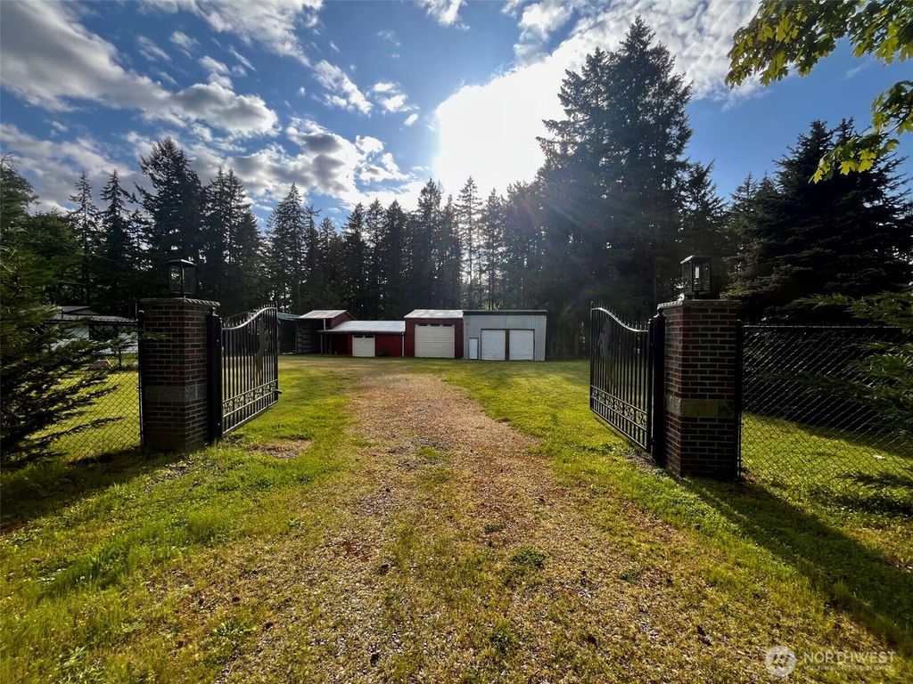 Photo of 0 164th Avenue SE, Kent, WA 98042 (MLS # 2504499)