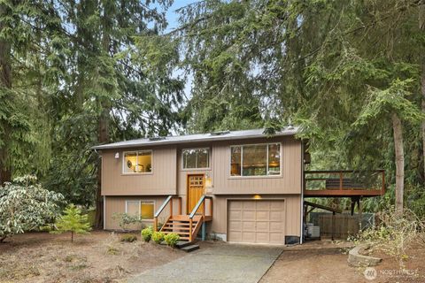 Photo of 23415 NE 73rd Street, Redmond, WA 98053 (MLS # 2487039)