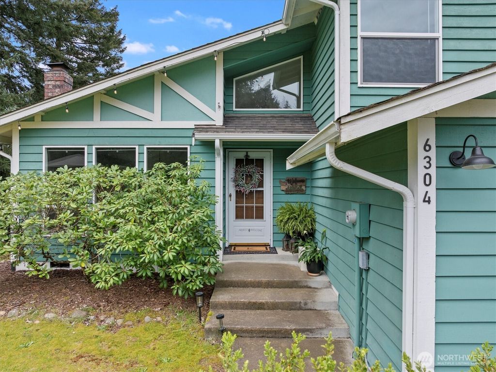 Photo of 6304 255th Street Ct E, Graham, WA 98338 (MLS # 2515027)