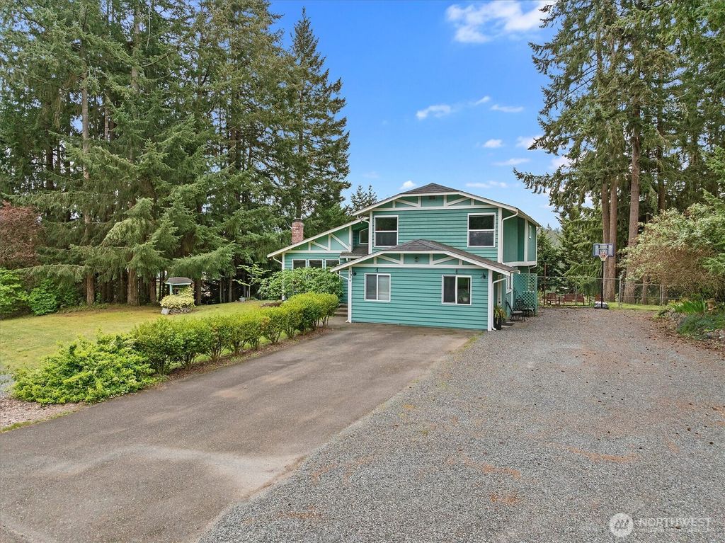 Photo of 6304 255th Street Ct E, Graham, WA 98338 (MLS # 2515027)