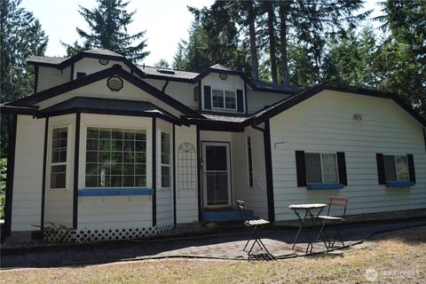 Photo of 6550 Prince Pine Lane NW, Bremerton, WA 98312 (MLS # 2417385)