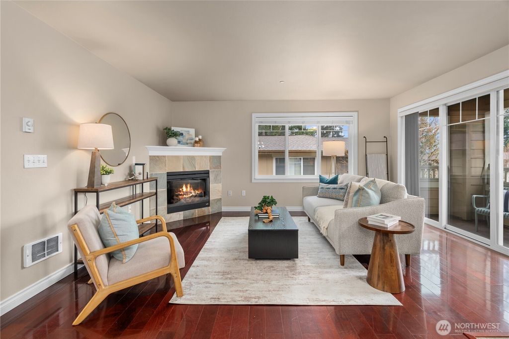 Photo of 11306 124th Avenue NE #302, Kirkland, WA 98177 (MLS # 2501486)