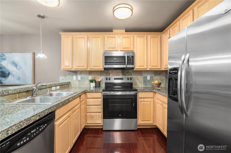 11306 124th Avenue NE 302