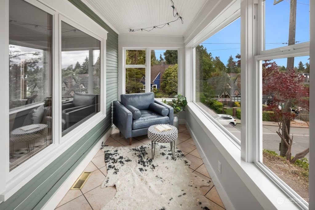 Photo of 1034 NE 71st Street, Seattle, WA 98115 (MLS # 2225514)