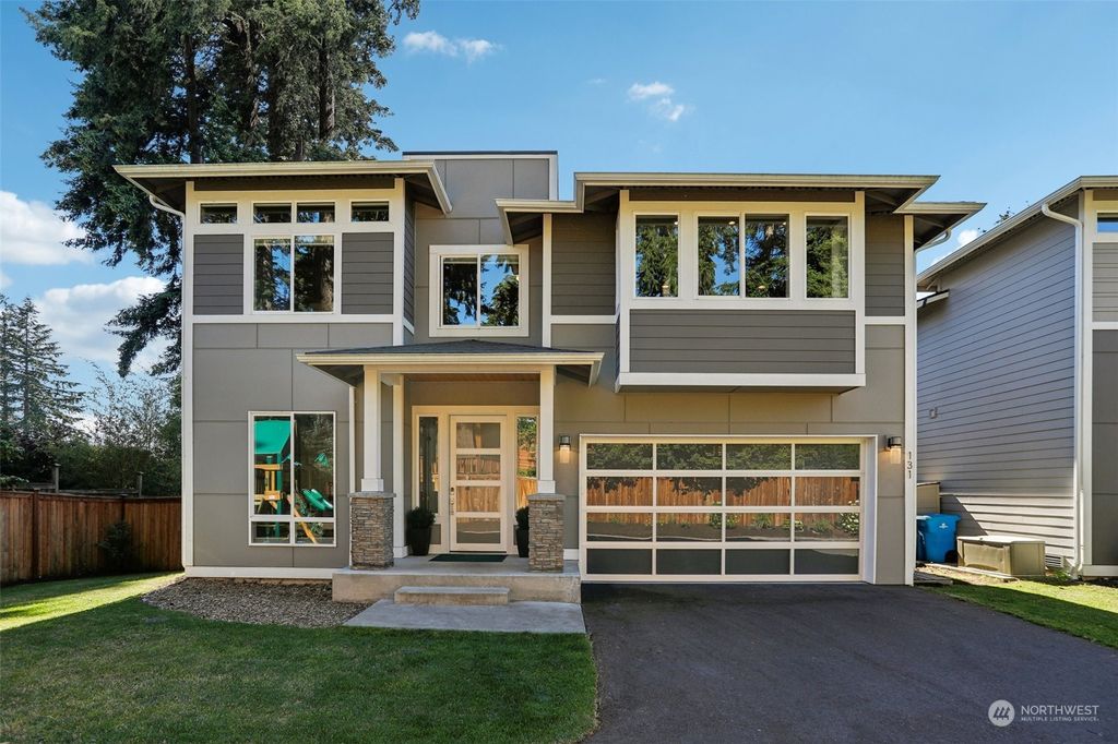 Photo of 131 NW 185th Street, Shoreline, WA 98177 (MLS # 2262858)