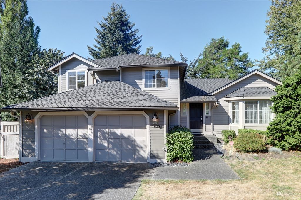 Photo of 1635 Field Place NE, Renton, WA 98059 (MLS # 1994297)