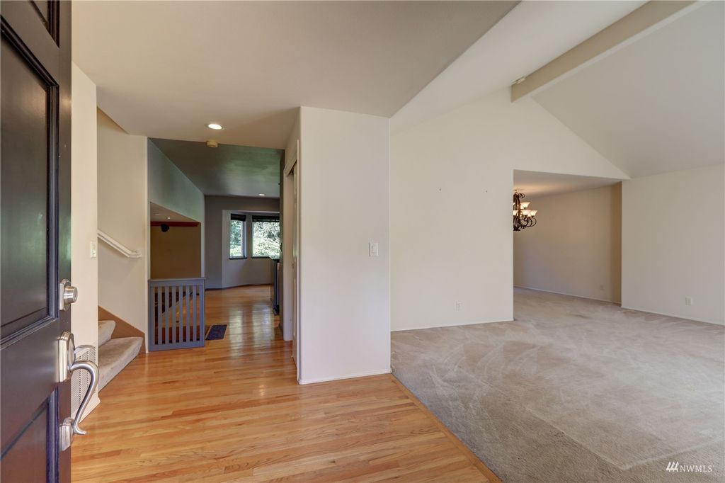 Photo of 1635 Field Place NE, Renton, WA 98059 (MLS # 1994297)