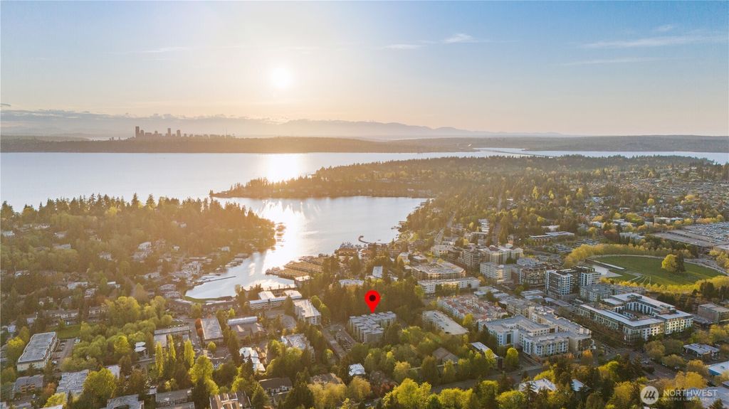 Photo of 150 102nd Avenue SE #213, Bellevue, WA 98004 (MLS # 2366171)