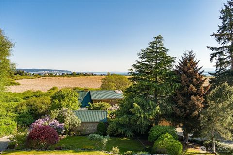 Photo of 195 Perry Drive, Coupeville, WA 98239 (MLS # 2505343)