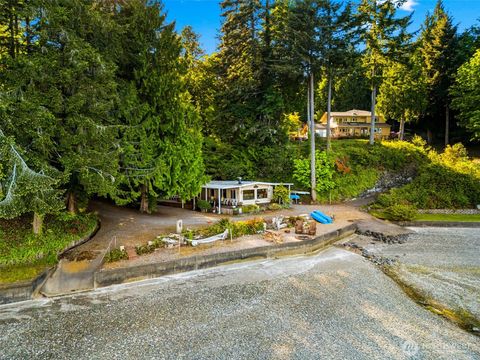 Photo of 4736 Cooper Point Road NW, Olympia, WA 98502 (MLS # 2523788)