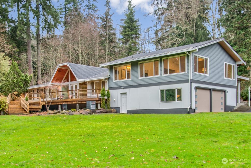 Photo of 19425 238th Avenue NE, Woodinville, WA 98077 (MLS # 2197172)