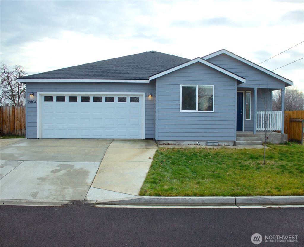 Photo of 2004 Mary Lane, Walla Walla, WA 99362 (MLS # 2464490)