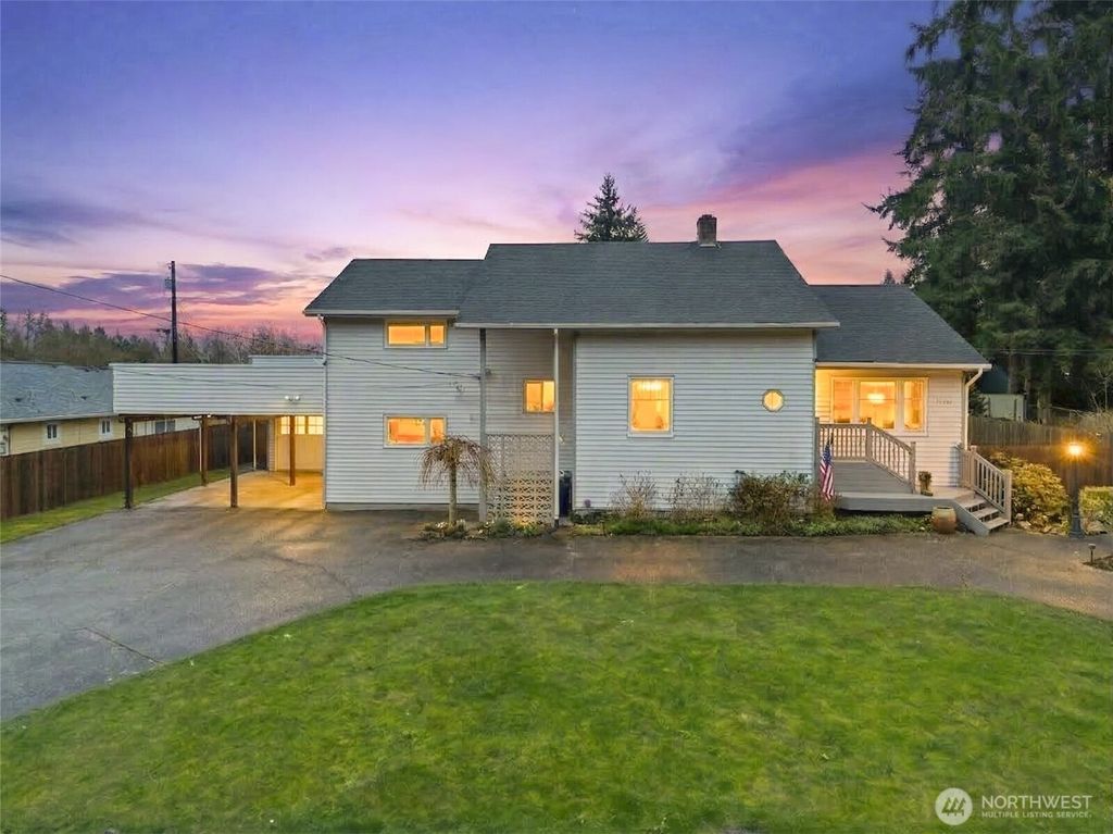 Photo of 5719 East Drive, Everett, WA 98203 (MLS # 2491618)