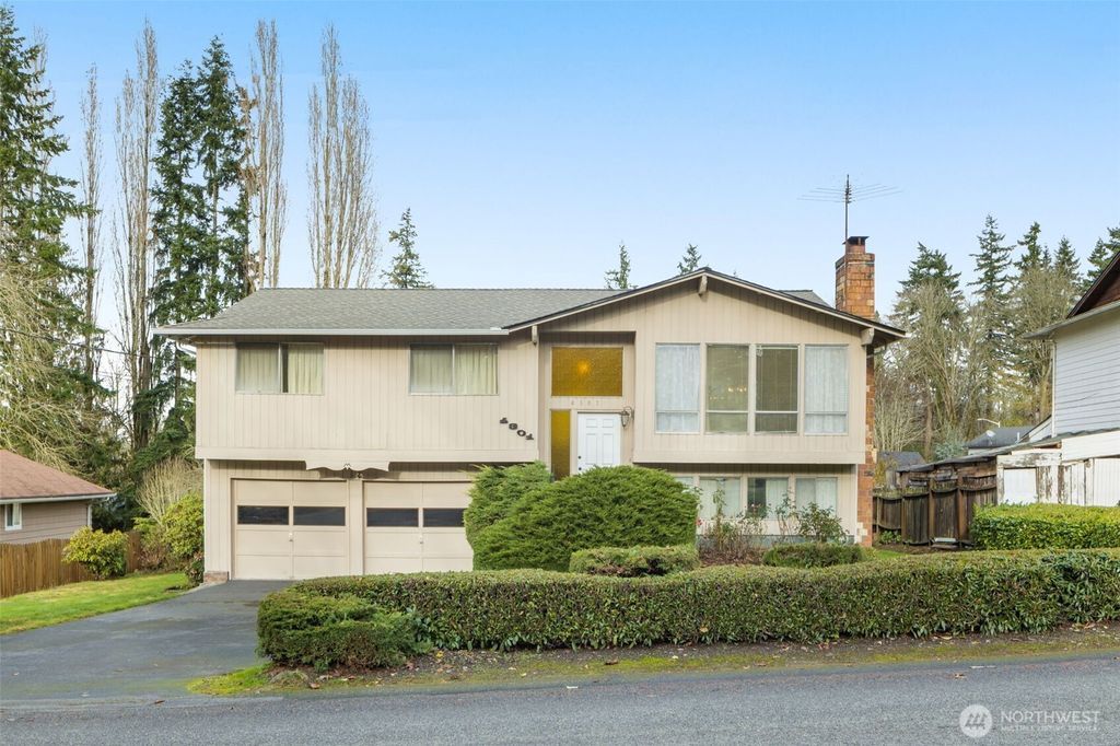 Photo of 4301 156th Street SW, Lynnwood, WA 98087 (MLS # 2460065)