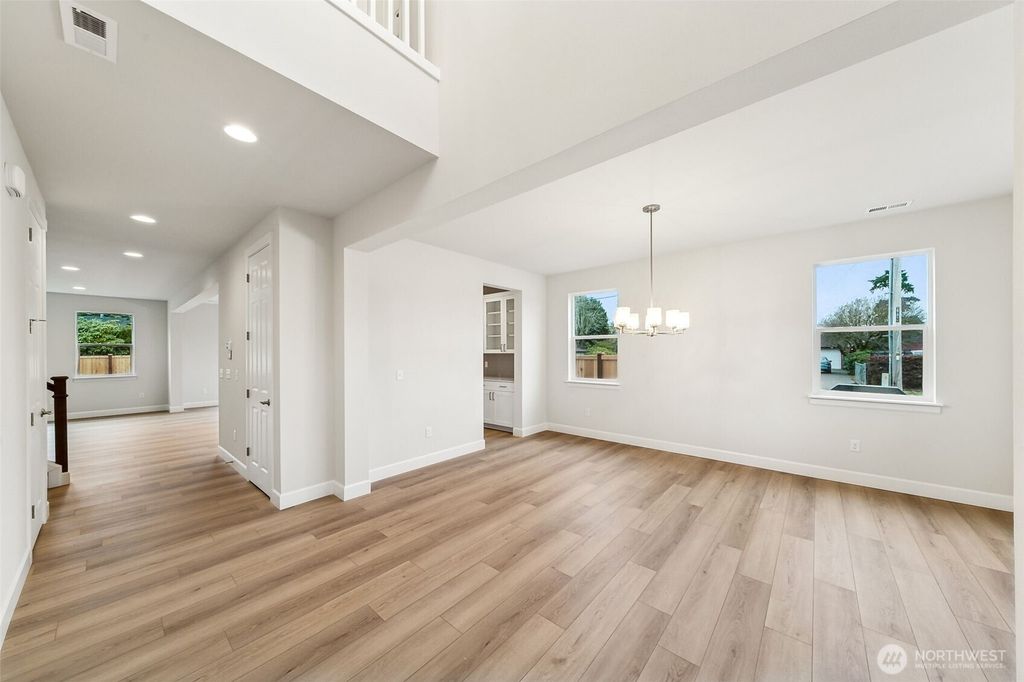 Photo of 2213 Oak Court Ct #11, Milton, WA 98354 (MLS # 2460772)