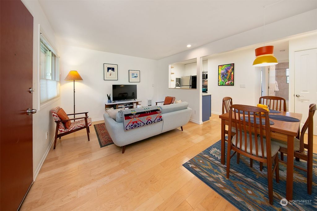 Photo of 3636 Evanston Avenue N #4, Seattle, WA 98103 (MLS # 2067211)