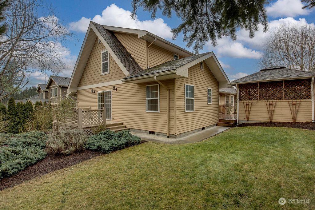 Photo of 5300 NE 16th Street, Renton, WA 98059 (MLS # 2033756)