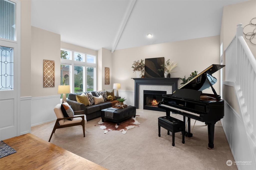 Photo of 14622 SE 184th Place, Renton, WA 98058 (MLS # 2304689)