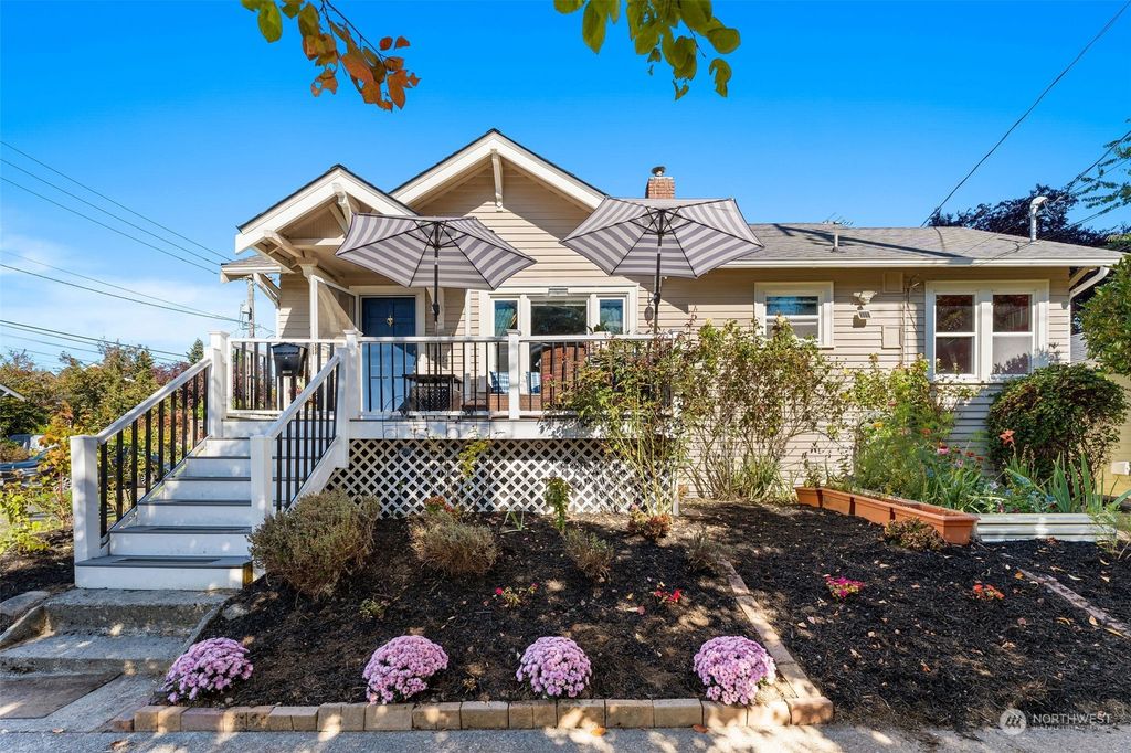Photo of 4824 SW Dawson Street, Seattle, WA 98136 (MLS # 2289335)