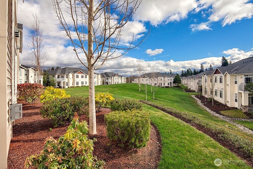 Photo of 1855 Trossachs Boulevard SE #2402, Sammamish, WA 98075 (MLS # 2480851)