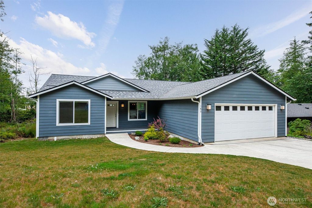 Photo of 183 Rainier Lane, Port Ludlow, WA 98365 (MLS # 2549501)