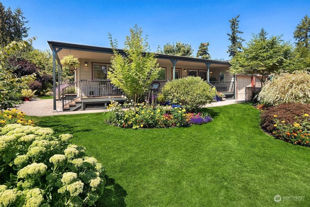 Photo of 3101 Russet Road, Brier, WA 98036 (MLS # 2151291)