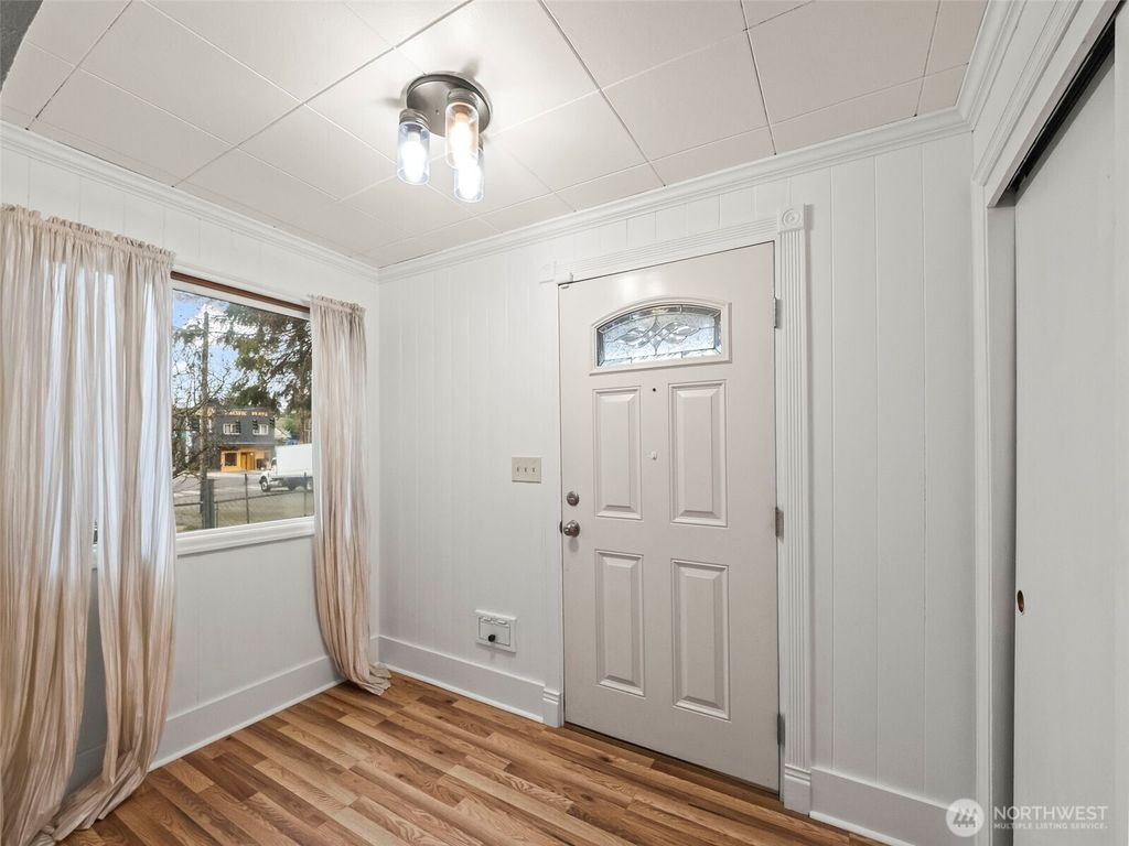 Photo of 211 S 46th Street, Tacoma, WA 98418 (MLS # 2470338)