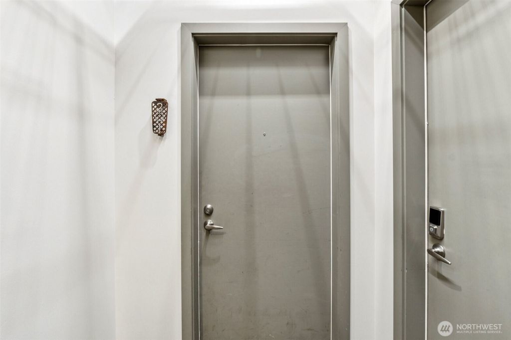 Photo of 1408 12th Avenue #201, Seattle, WA 98122 (MLS # 2496803)