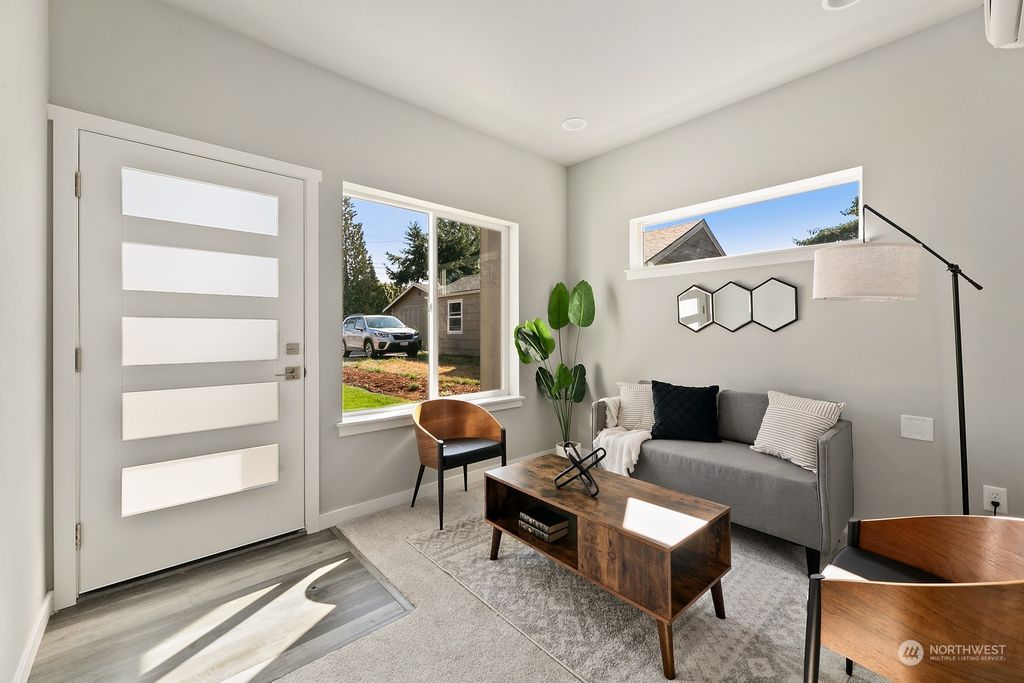 Photo of 16023 11th Avenue SW #B, Burien, WA 98166 (MLS # 2198770)