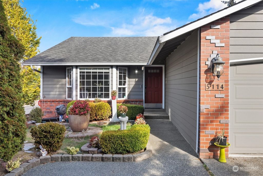 Photo of 5114 68th Avenue NE, Marysville, WA 98270 (MLS # 2005774)