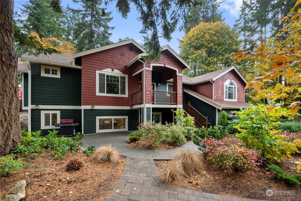 Photo of 19905 88th Ave W Ave, Edmonds, WA 98026 (MLS # 2205225)