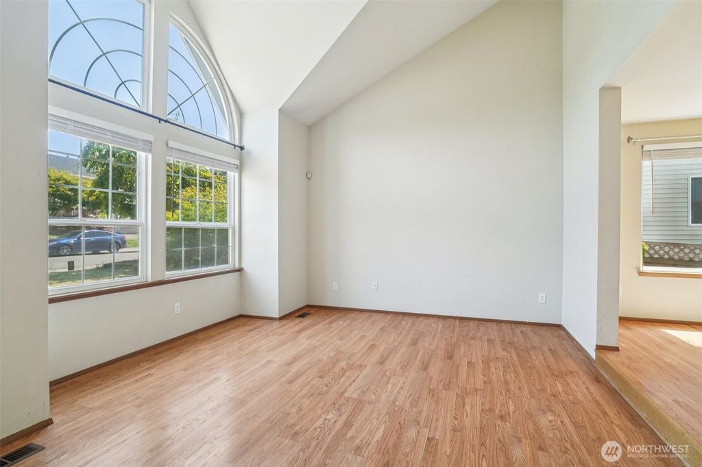 Photo of 34409 15th Place SW, Federal Way, WA 98023 (MLS # 2401234)