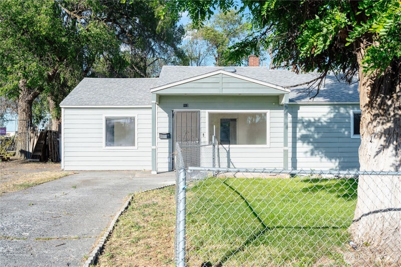 112 W Loop Drive