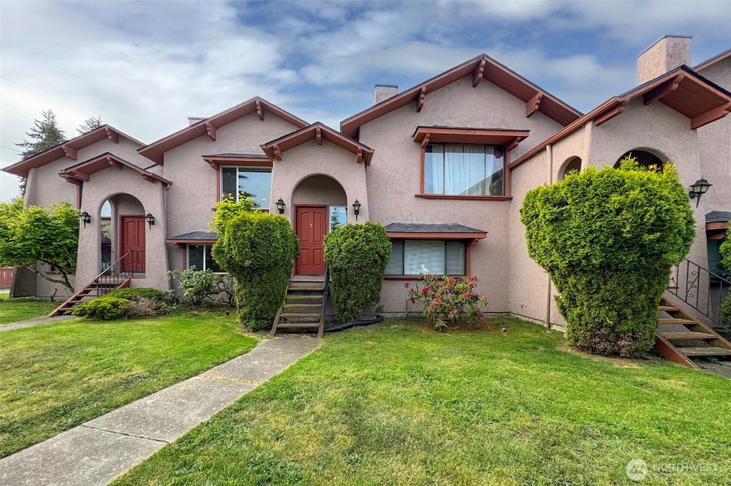 Photo of 1212 E Craig Avenue #7, Port Angeles, WA 98362 (MLS # 2529062)