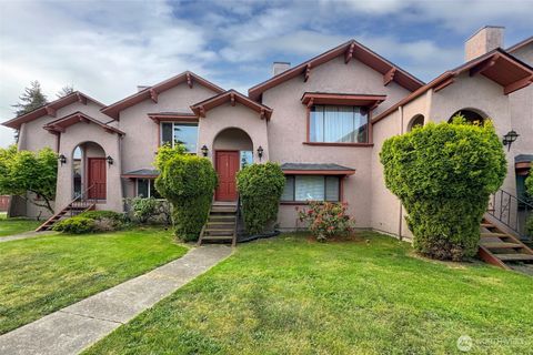 Photo of 1212 E Craig Avenue #7, Port Angeles, WA 98362 (MLS # 2529062)