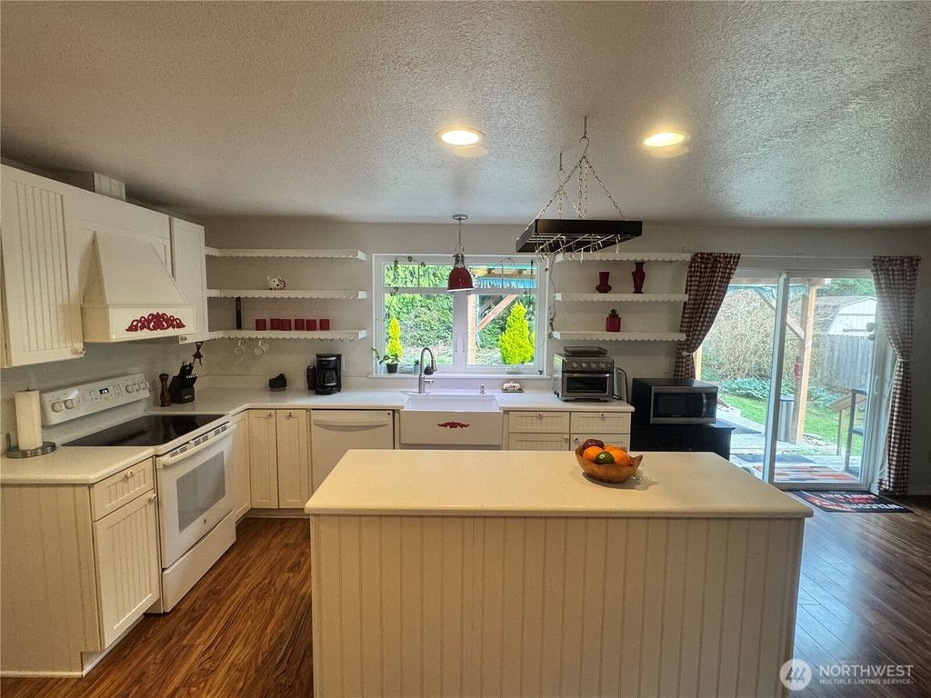 Photo of 7455 Glacier Ridge Place SE, Port Orchard, WA 98367 (MLS # 2490899)