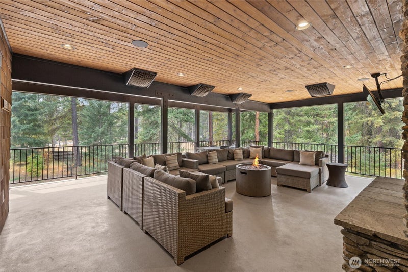 251 Evergreen Valley Loop Road