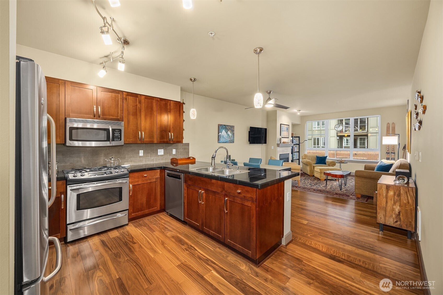 1840 25th Avenue NE 307