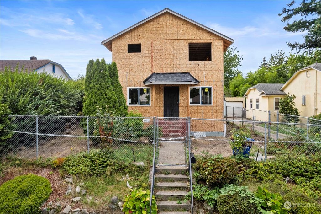 Photo of 5041 Bowen Place S, Seattle, WA 98118 (MLS # 2287480)