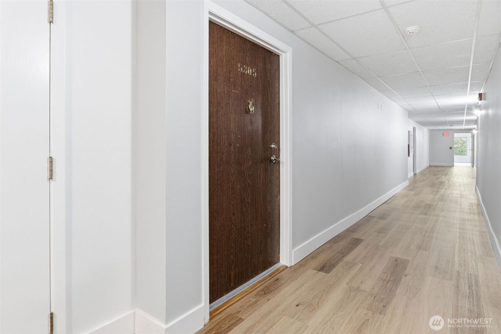 Photo of 5585 E Evergreen Boulevard #5305, Vancouver, WA 89661 (MLS # 2507131)