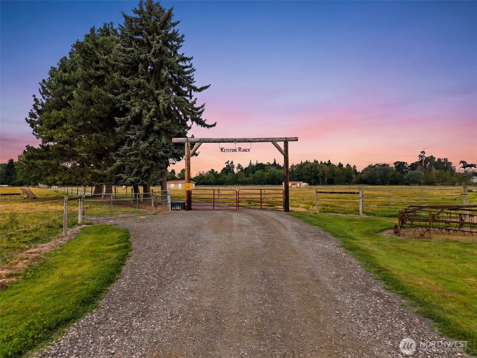 10407 Evergreen Valley Road SE