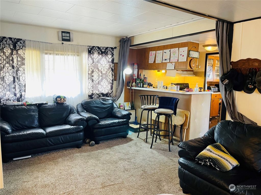 Photo of 3239 S 182nd Street #177, SeaTac, WA 98188 (MLS # 2129203)